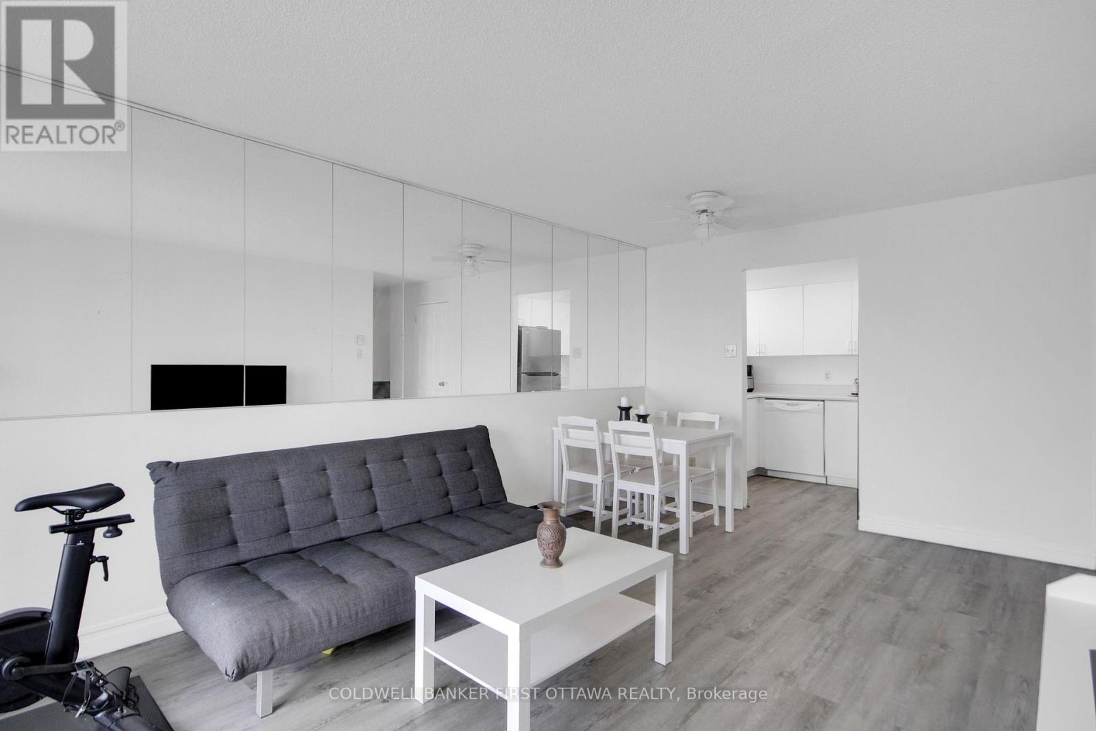 811 - 1440 Heron Road Property Photo 11