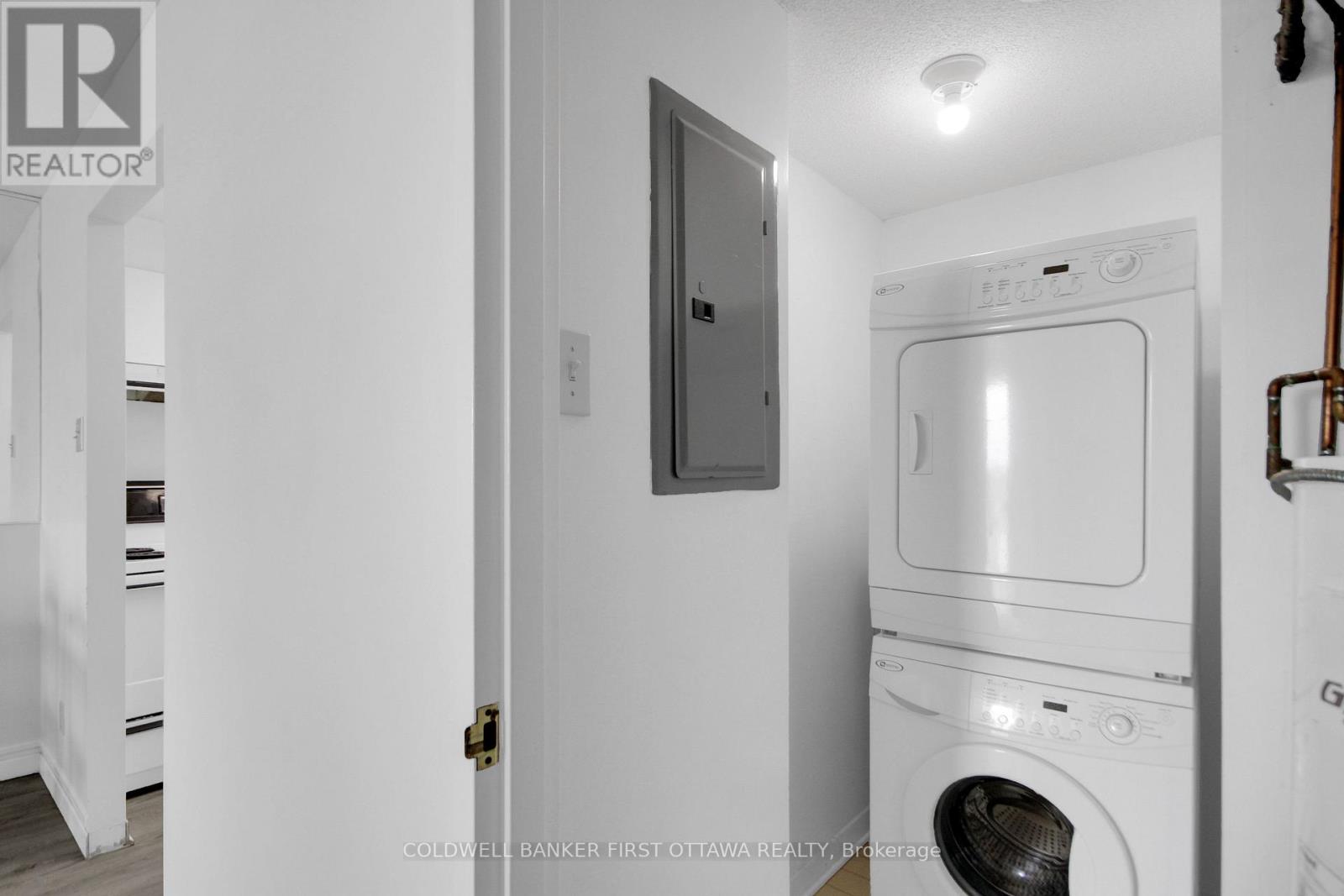 811 - 1440 Heron Road Property Photo 16