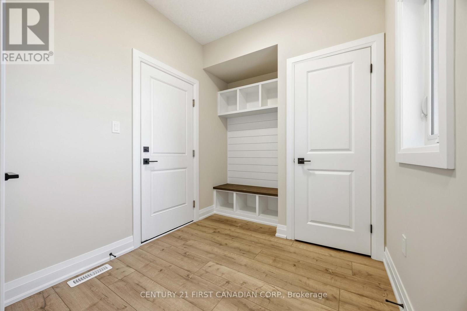 644 Ketter Way Property Photo 12