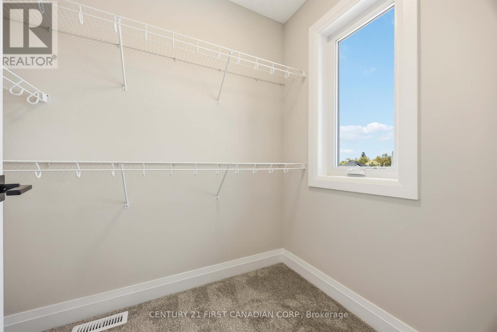 644 Ketter Way Property Photo 14