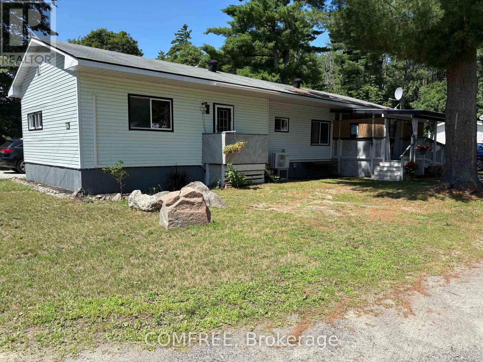 402 - 1713 Hwy 11 S Property Photo 2