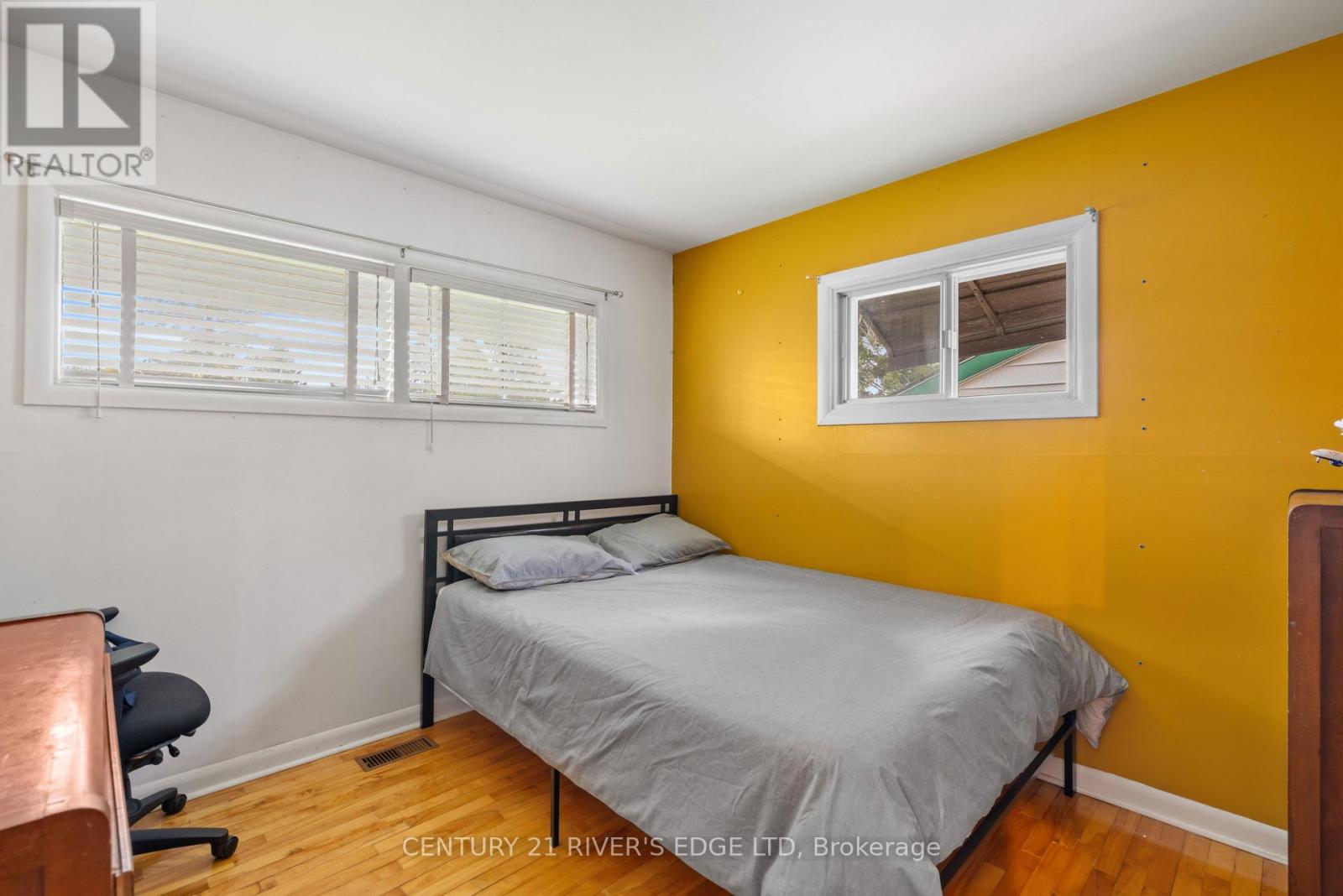 54 Loyalist Street Property Photo 13