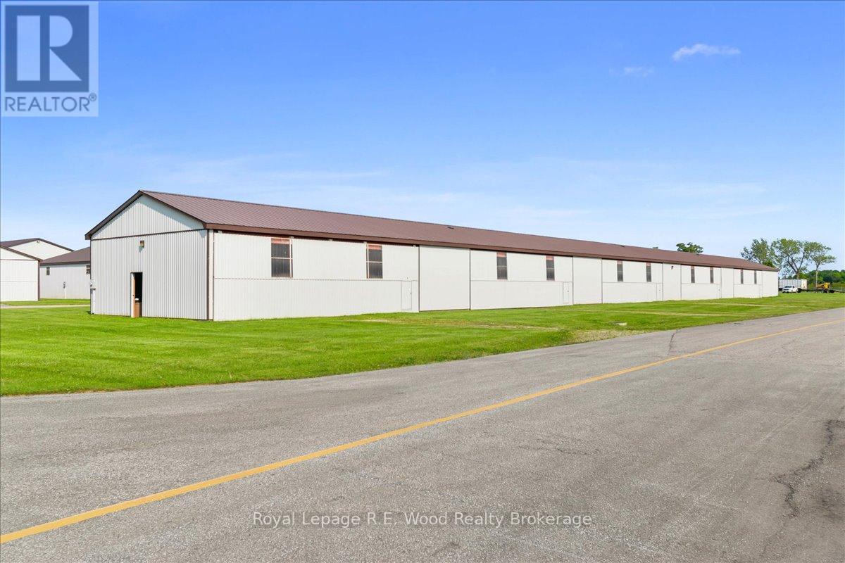 G2-14 - 244411 Airport Road Property Photo 2