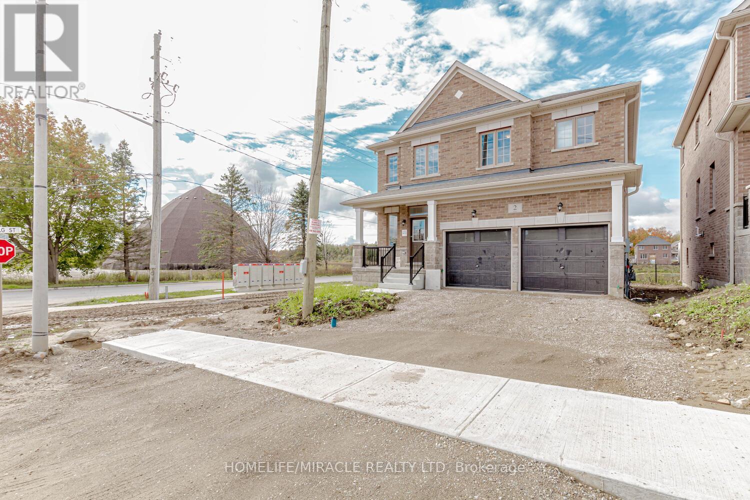 2 DOC LOGHEED AVENUE Property Photo 1