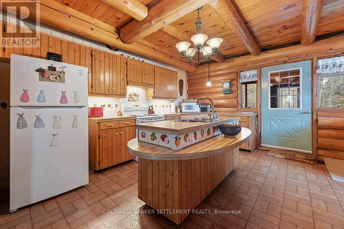 506 Holbrook Road Property Photo 11