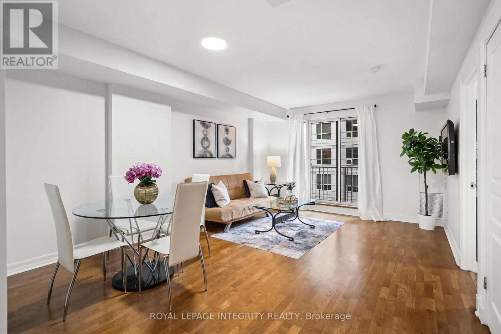 710 - 200 Besserer Street Property Photo 5