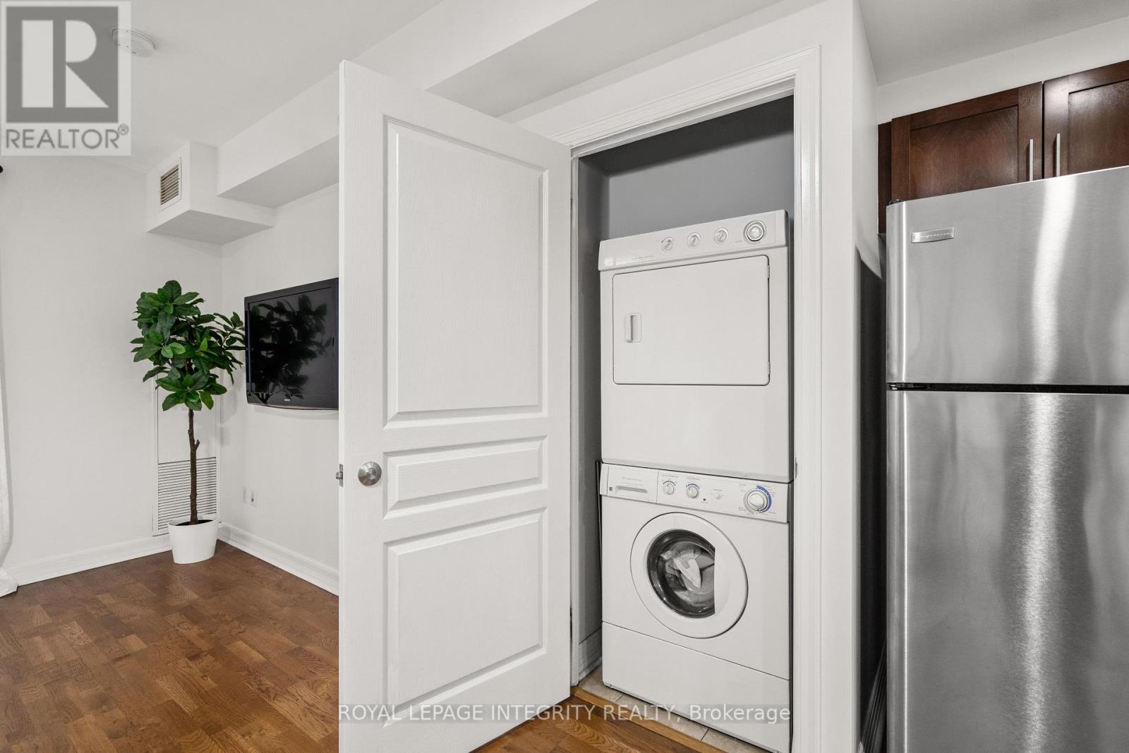 710 - 200 Besserer Street Property Photo 17