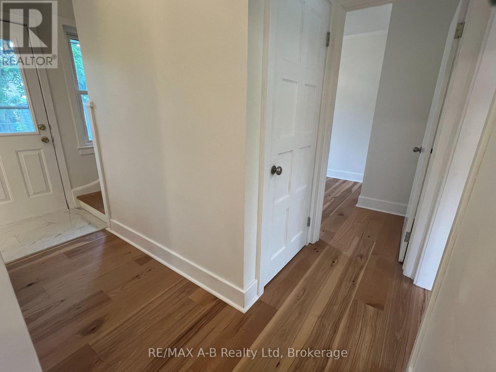 34 Somerset Street Property Photo 8