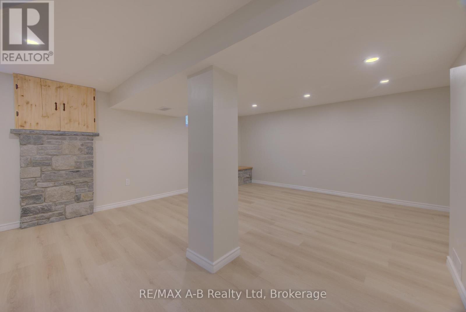 34 Somerset Street Property Photo 19