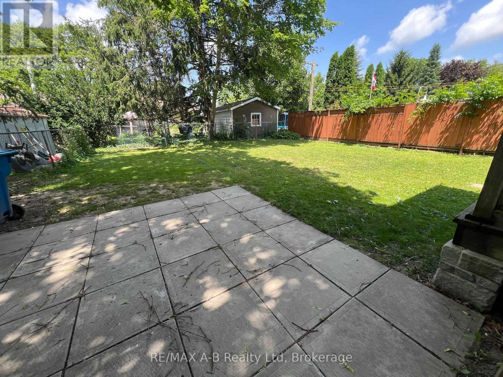 34 Somerset Street Property Photo 25