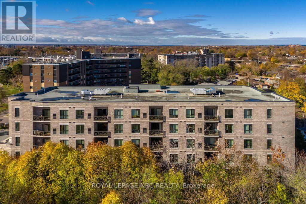 305 - 379 Scott Street Property Photo 42