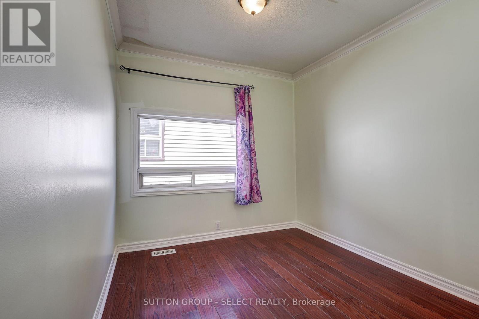 471 Burbrook Place Property Photo 21