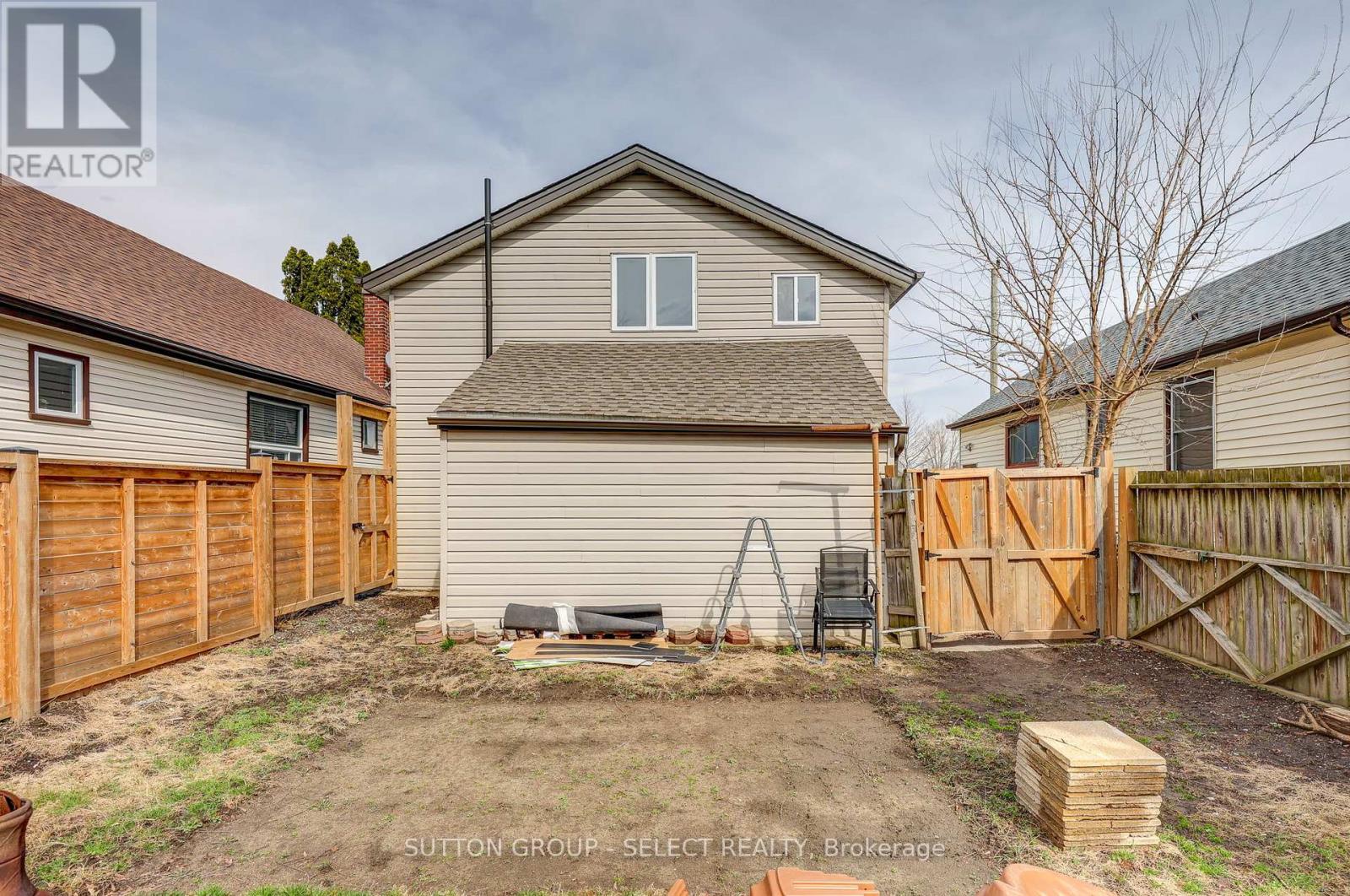 471 Burbrook Place Property Photo 47