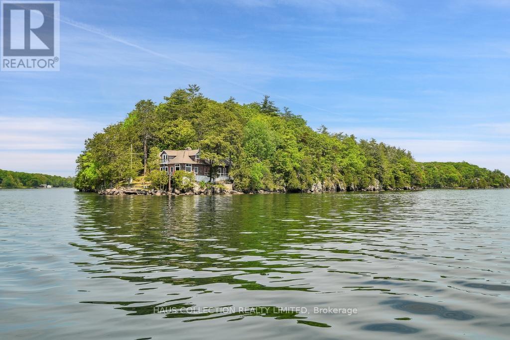 1 Little Grenadier Island Property Photo 3