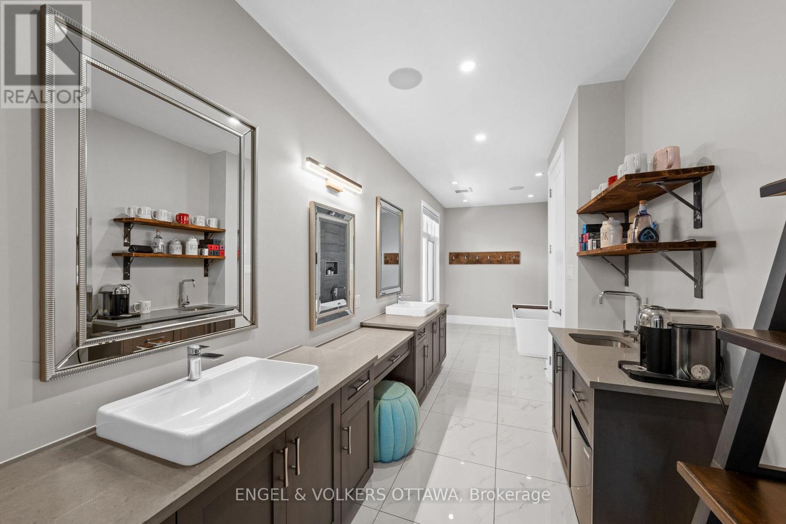 15 Tierney Drive Property Photo 22