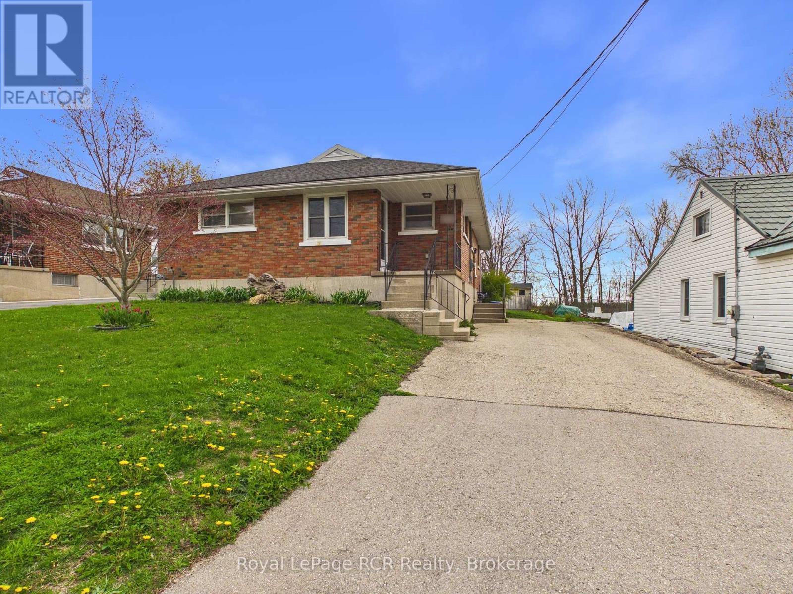 153 CARLING TERRACE Property Photo 1