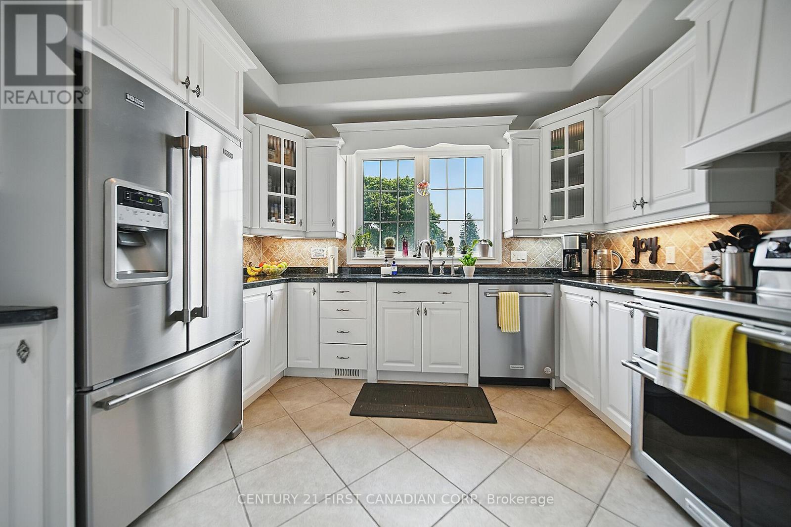 42580 Roberts Line Property Photo 13