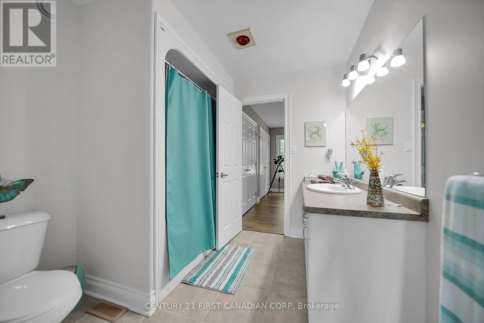 42580 Roberts Line Property Photo 24
