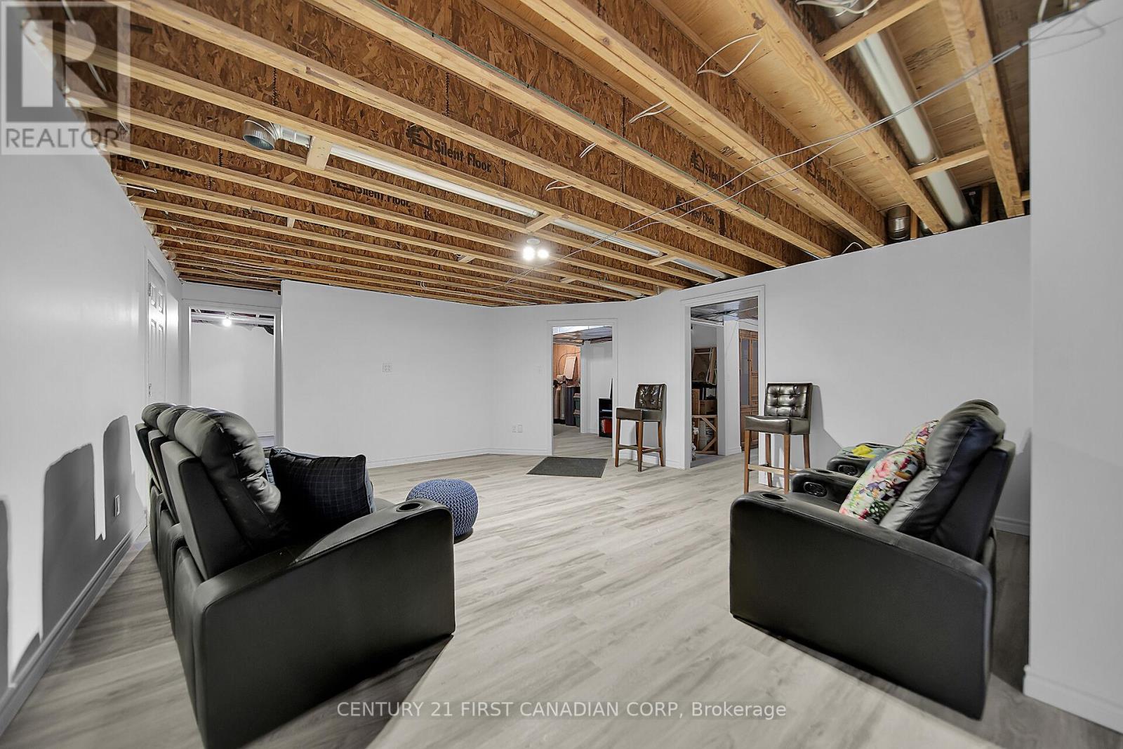 42580 Roberts Line Property Photo 29