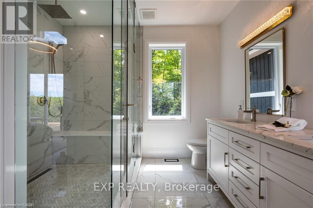 1052 Walton Avenue Property Photo 21