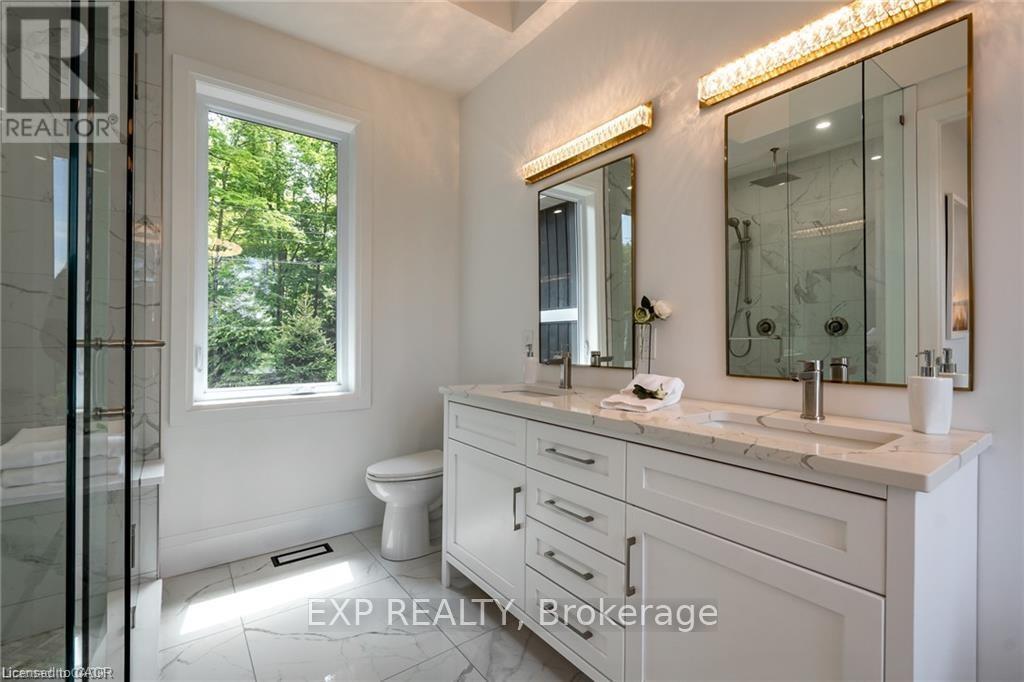 1052 Walton Avenue Property Photo 22