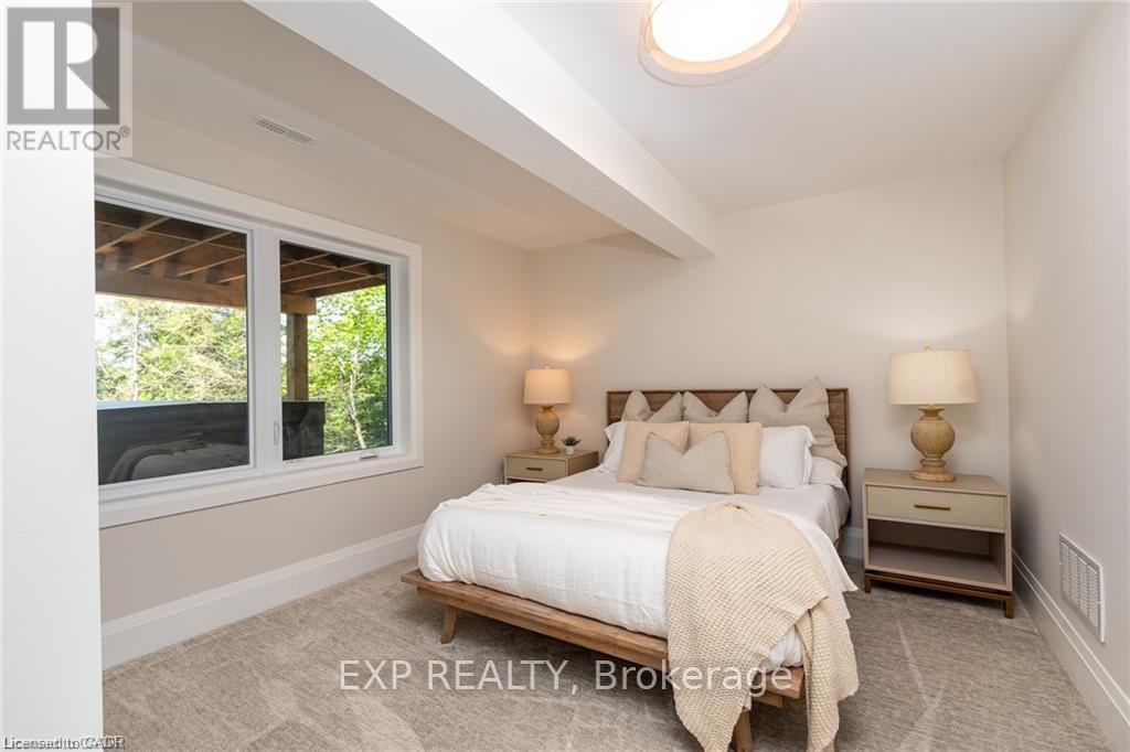 1052 Walton Avenue Property Photo 27
