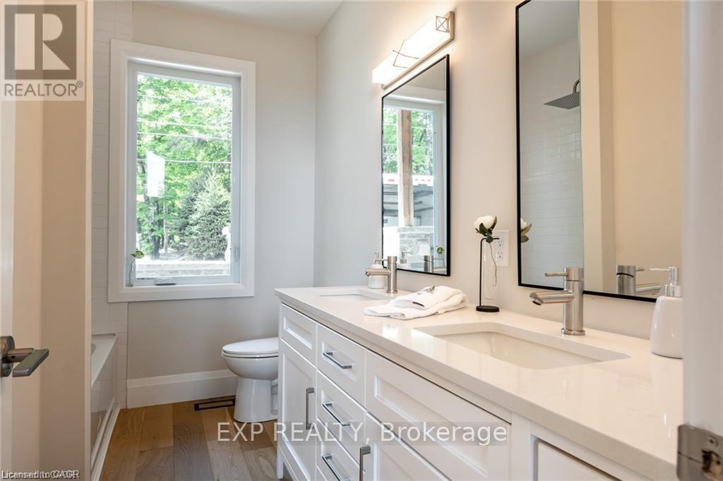 1052 Walton Avenue Property Photo 28