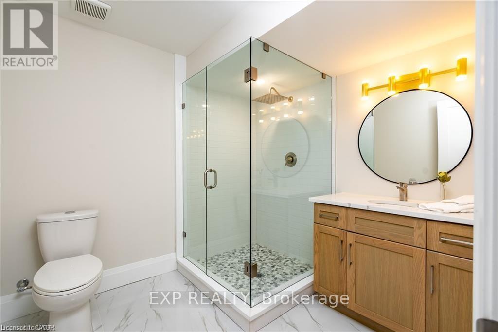 1052 Walton Avenue Property Photo 38