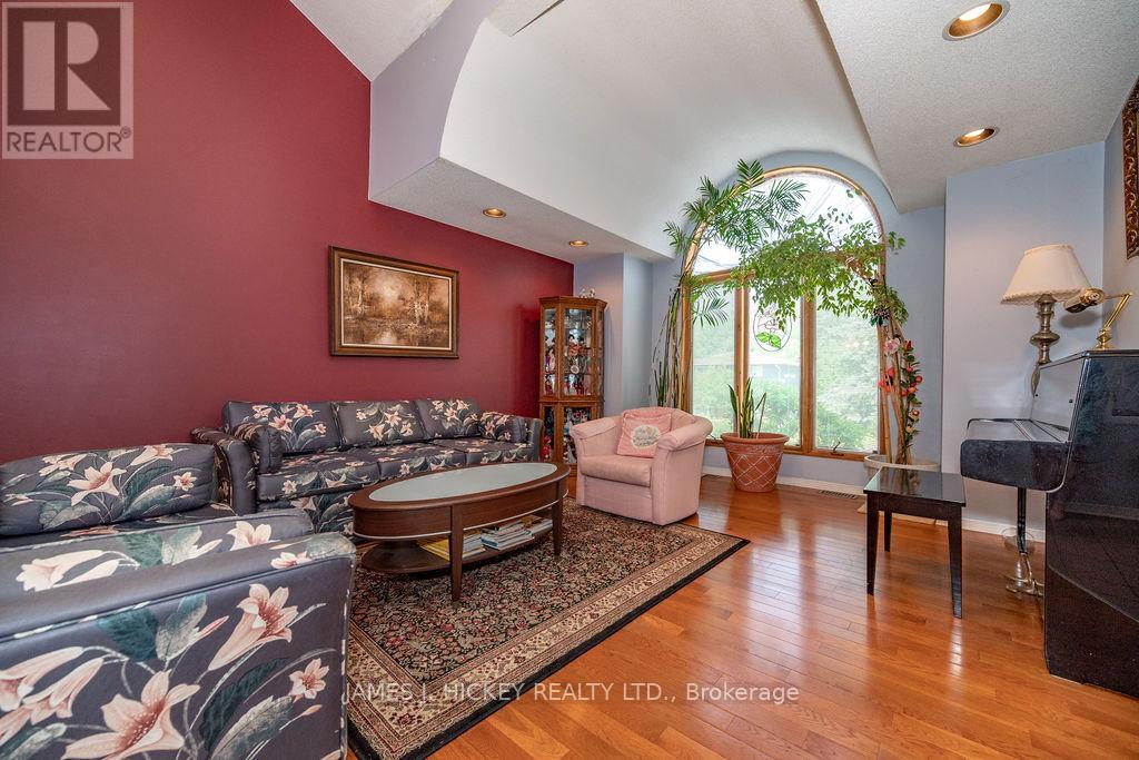 224 Thomas Street Property Photo 5