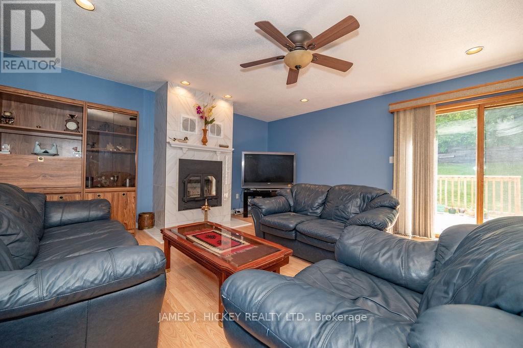 224 Thomas Street Property Photo 16