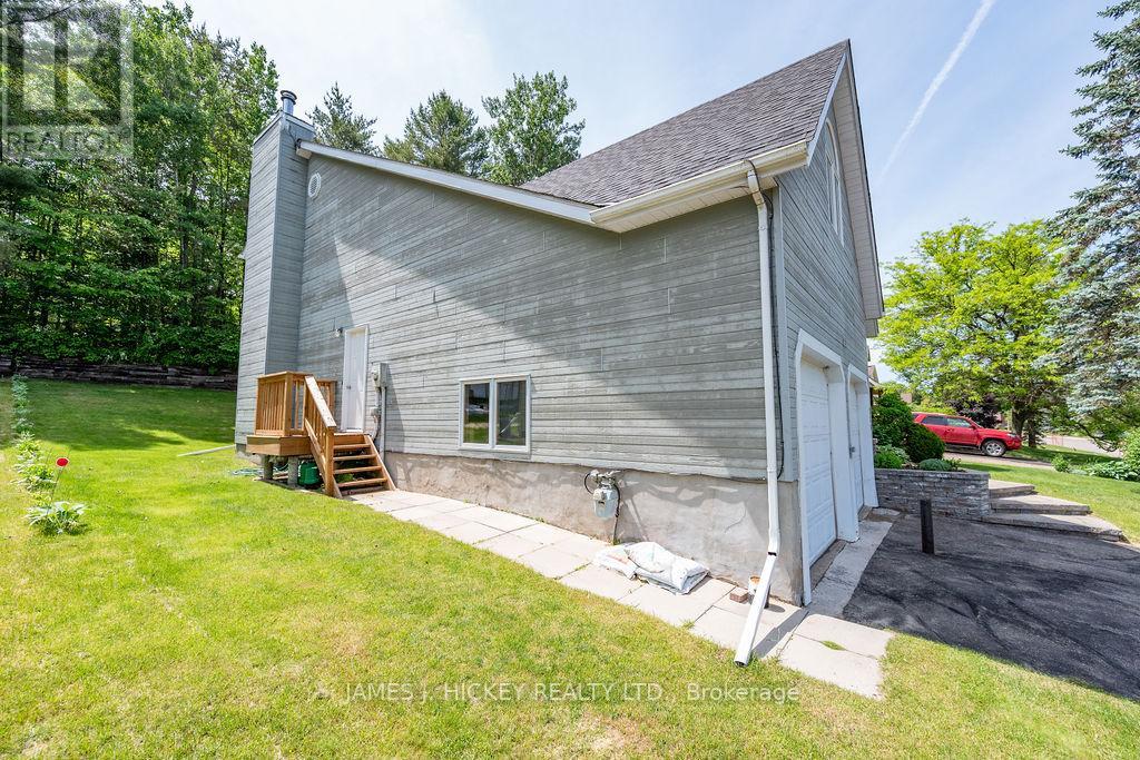 224 Thomas Street Property Photo 44