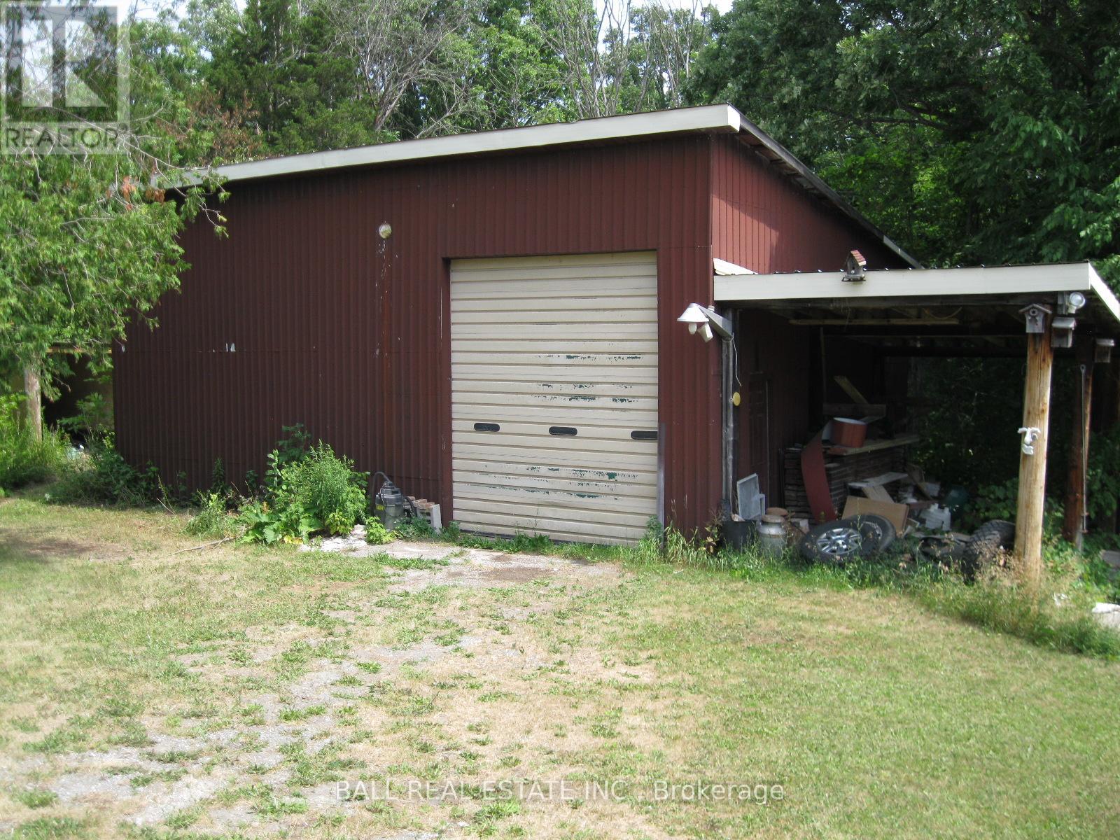 895 Crowe River Road Property Photo 5