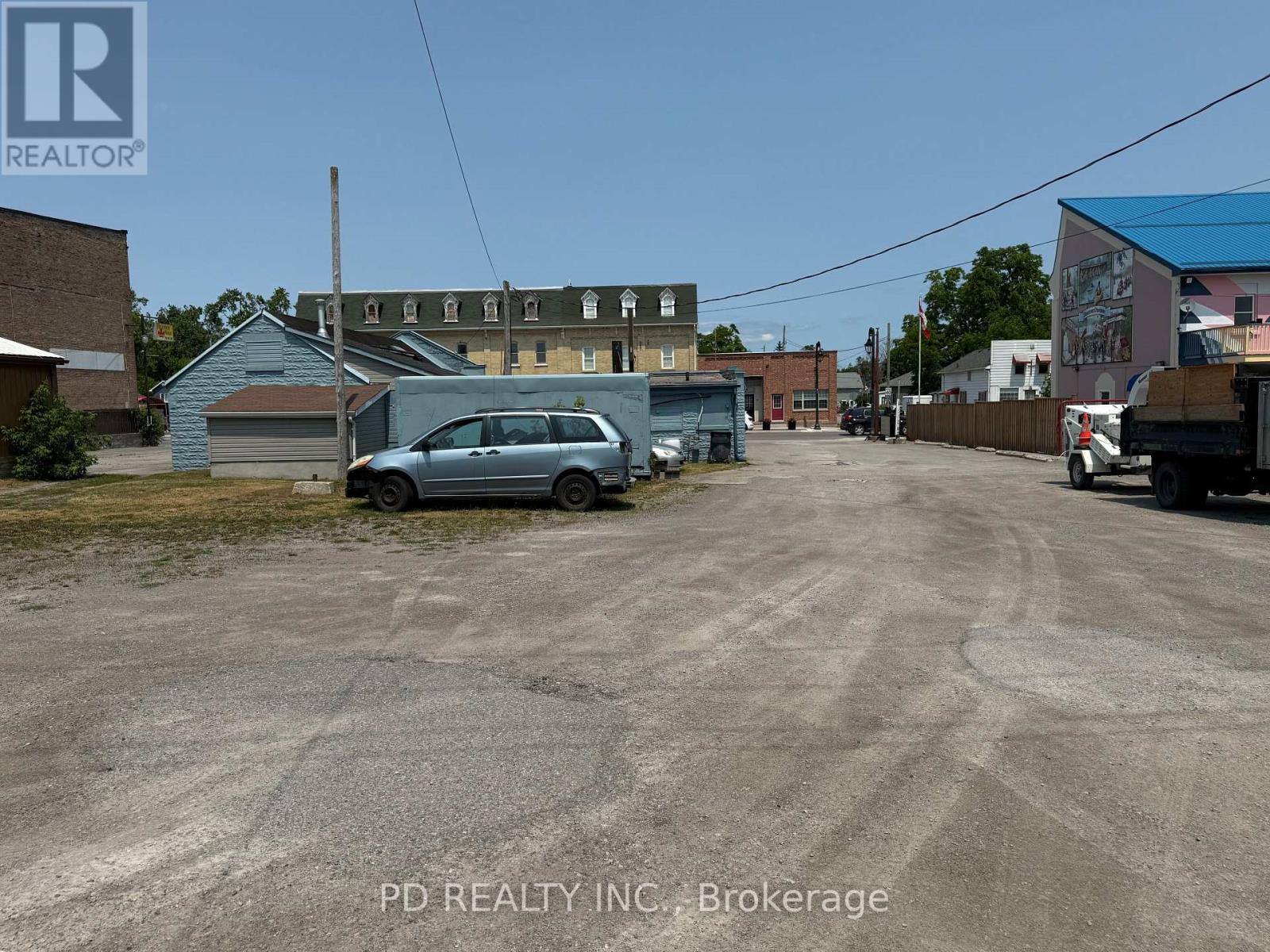 40 King Street E Property Photo 25