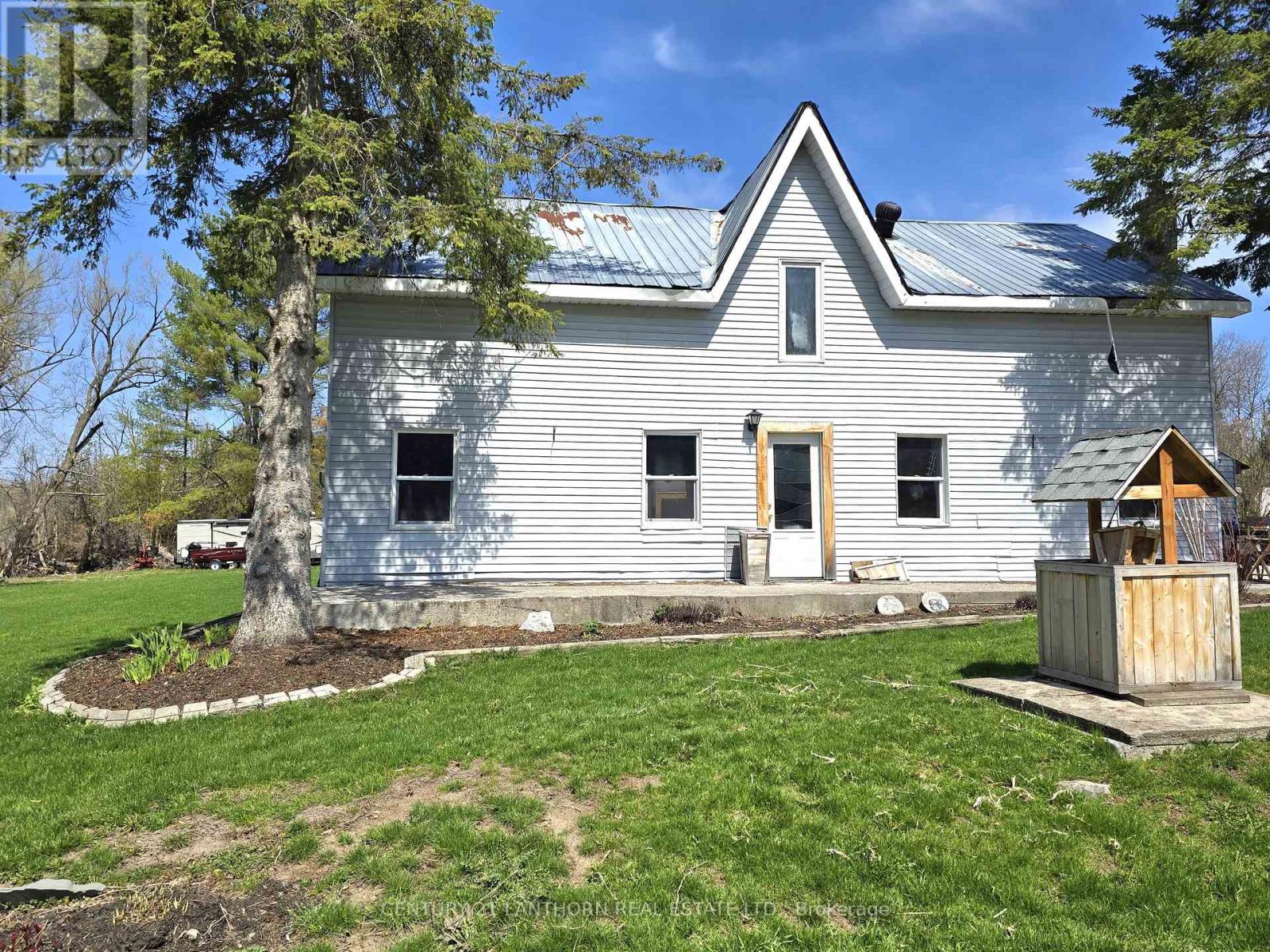 476 Smith Road Property Photo 1
