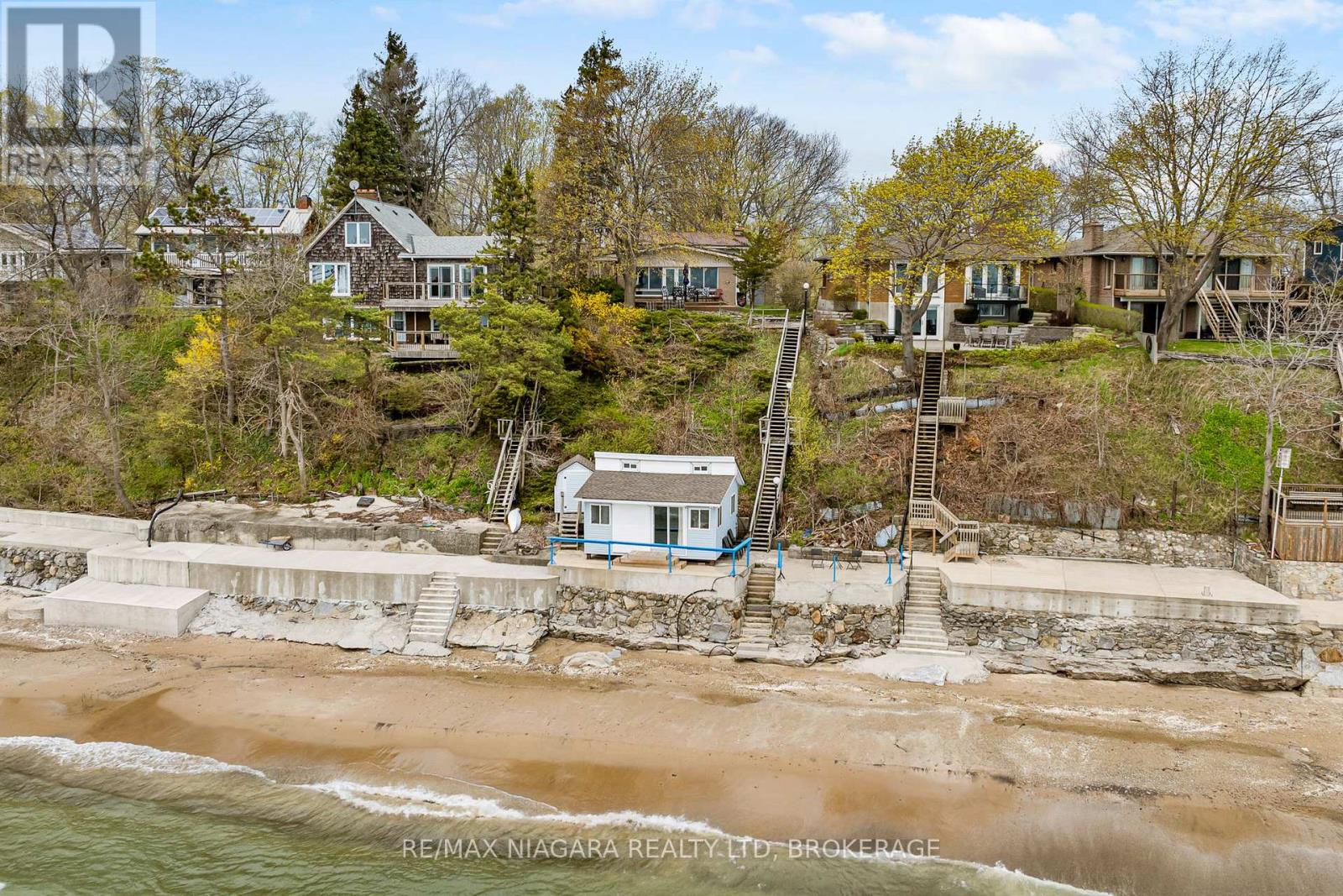 10419 LAKESHORE ROAD Property Photo 1