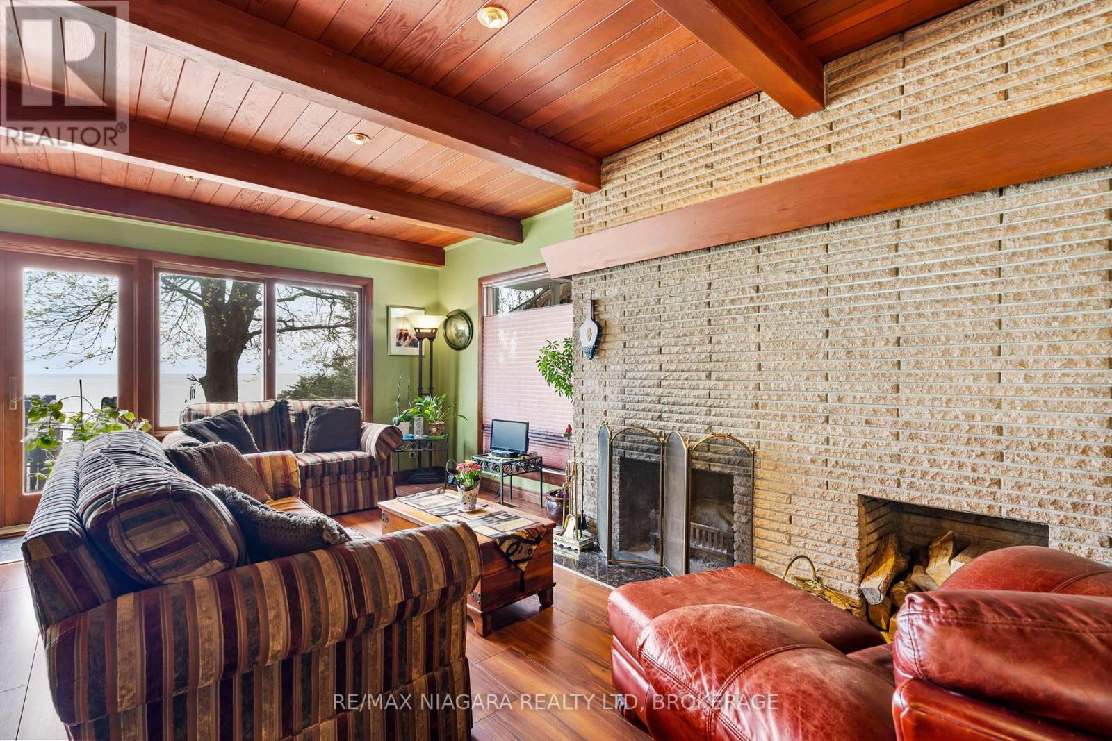 10419 Lakeshore Road Property Photo 6