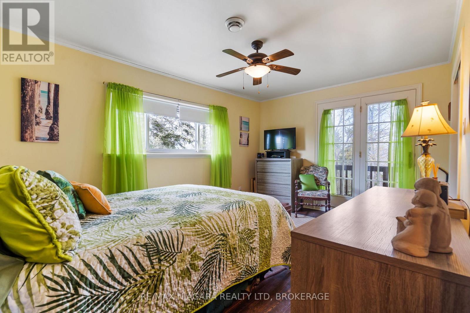10419 Lakeshore Road Property Photo 15