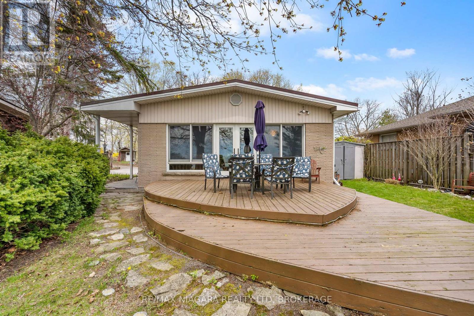 10419 Lakeshore Road Property Photo 28