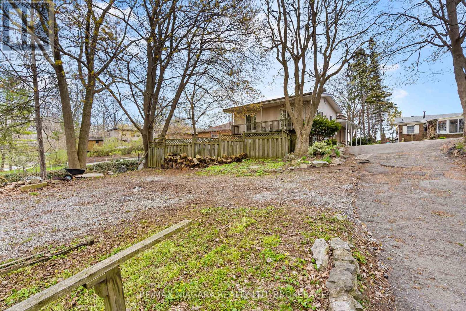 10419 Lakeshore Road Property Photo 37