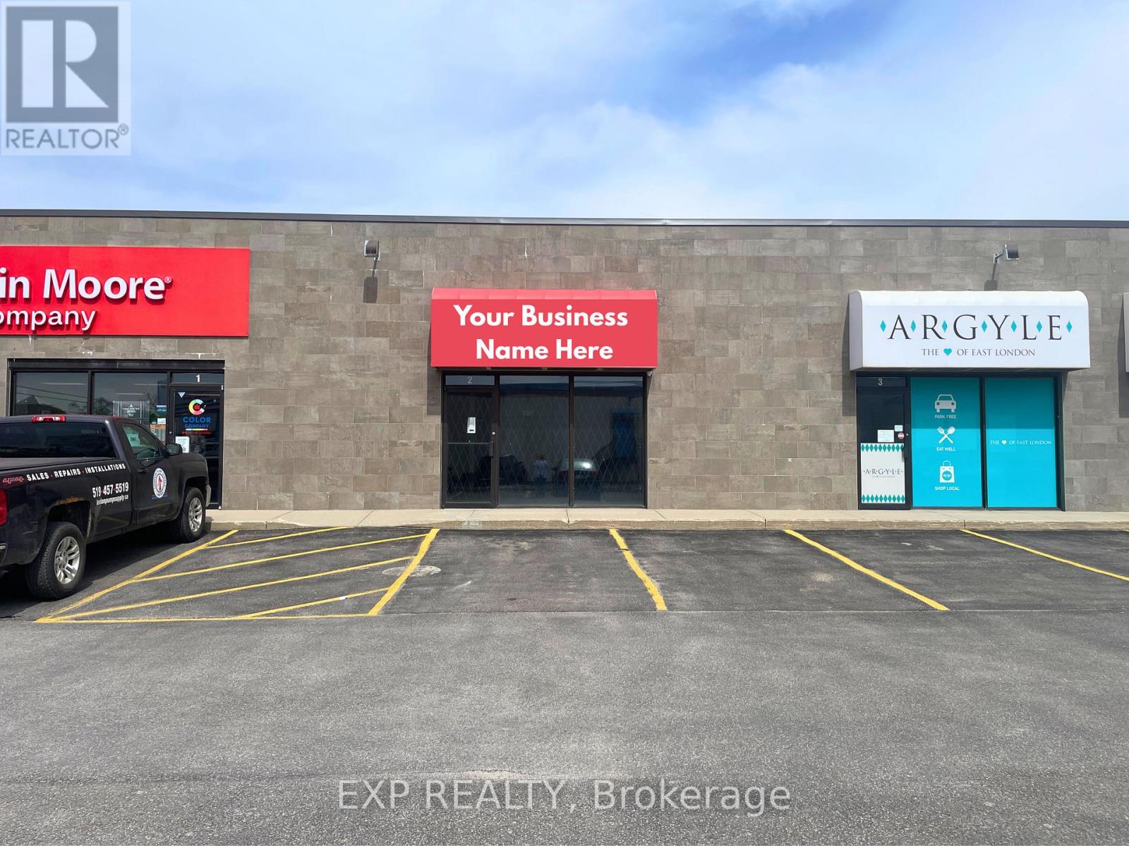 2 - 1815 Dundas Street Property Photo 2
