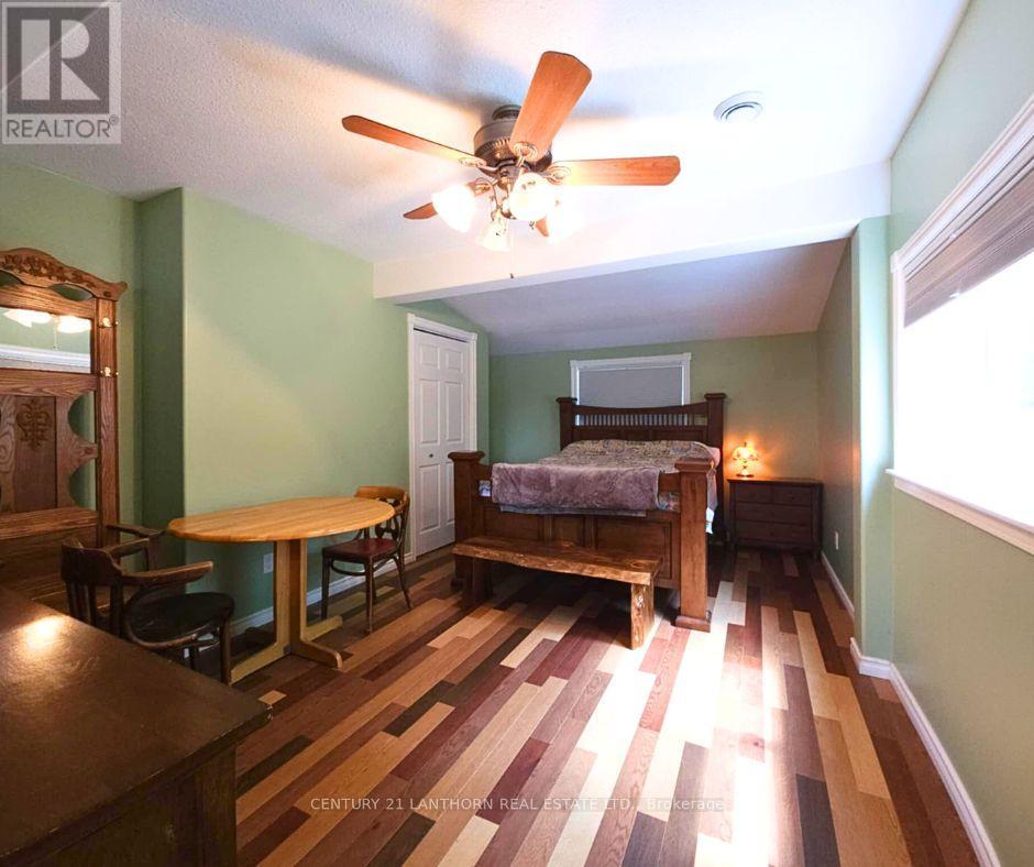 133 Carleton Cove Property Photo 13