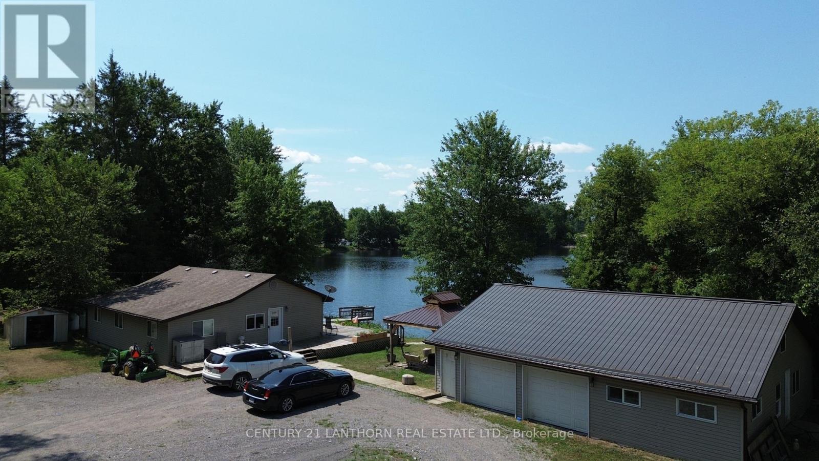 133 Carleton Cove Property Photo 14