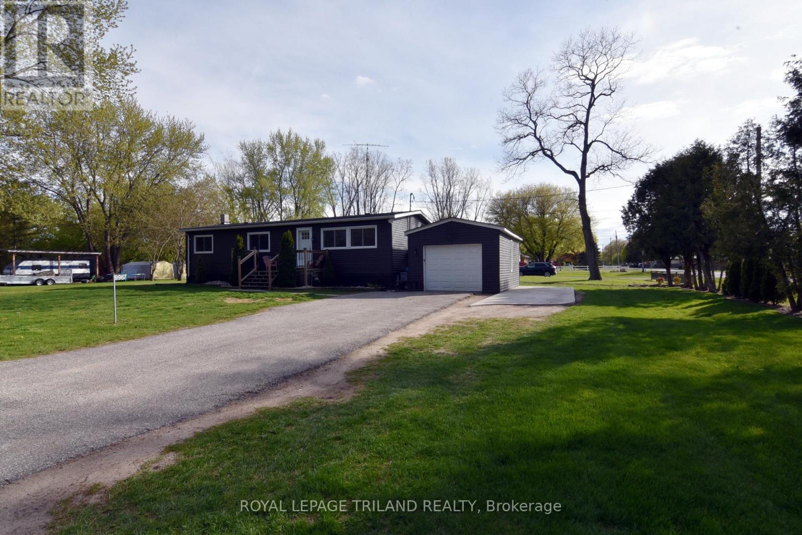 9967 Eric Street Property Photo 2