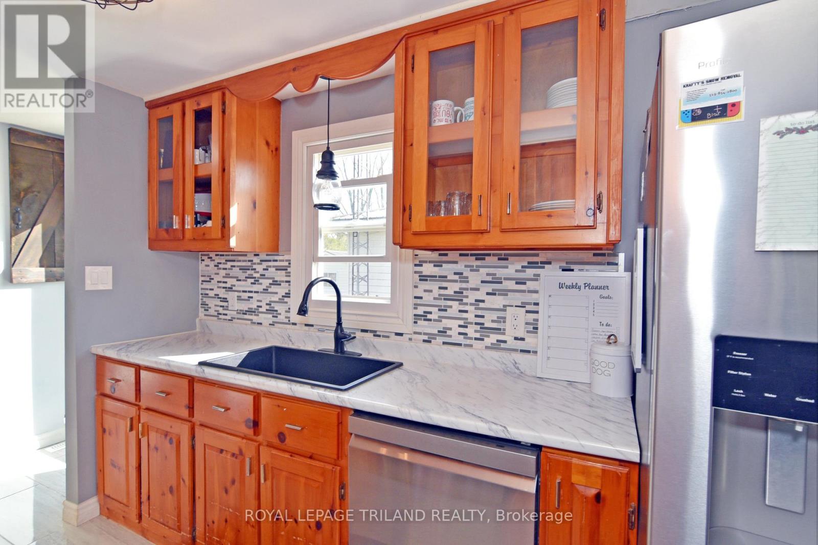 9967 Eric Street Property Photo 8
