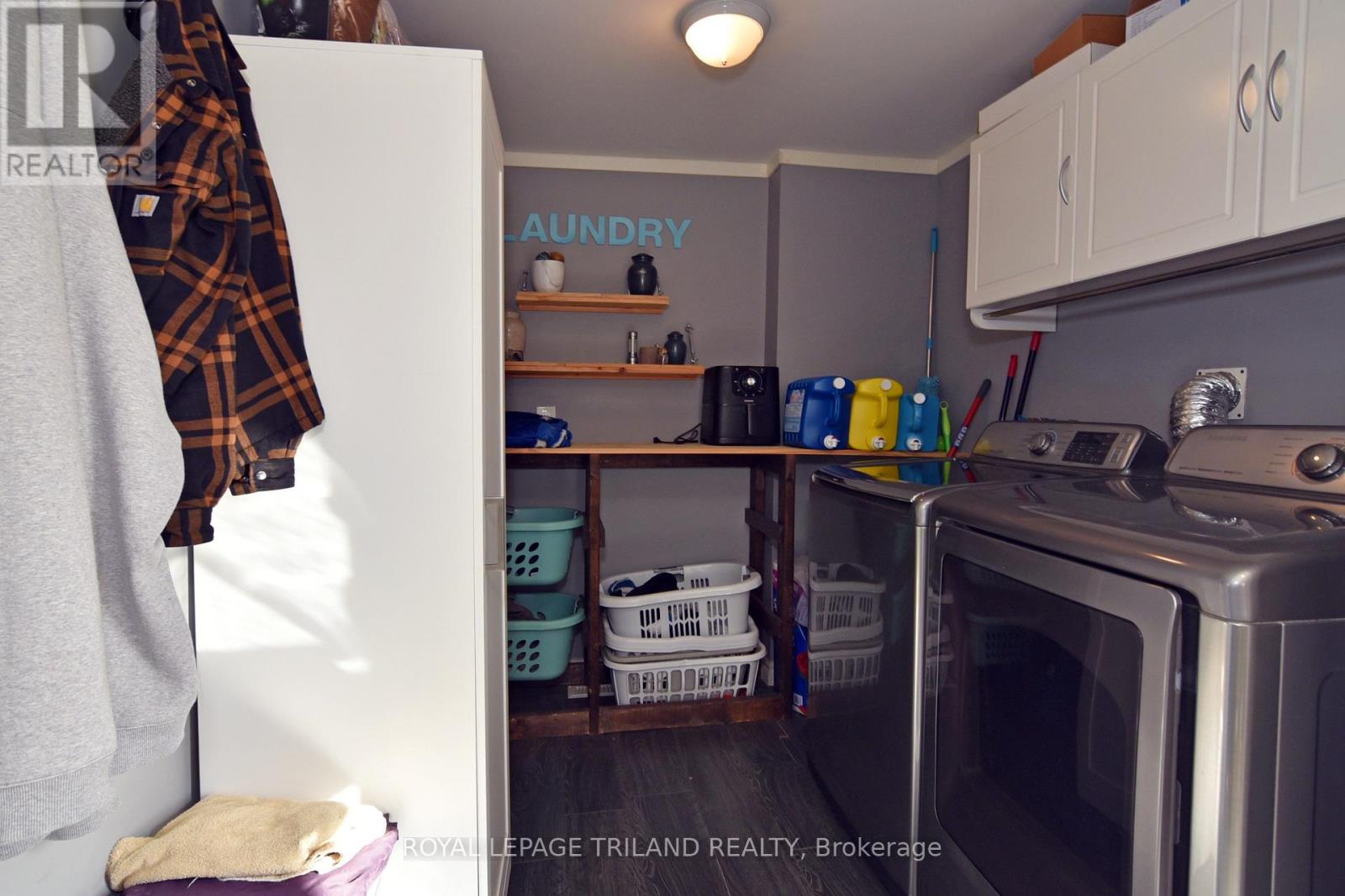 9967 Eric Street Property Photo 11