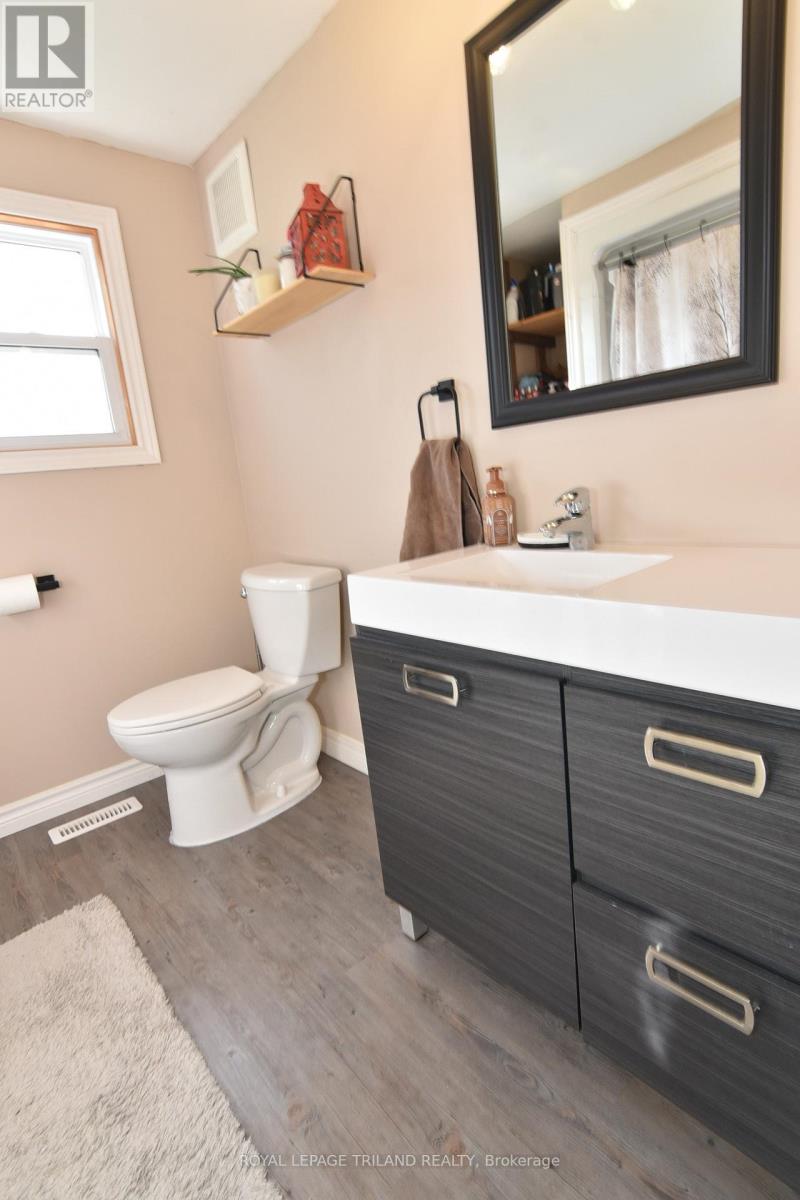 9967 Eric Street Property Photo 15