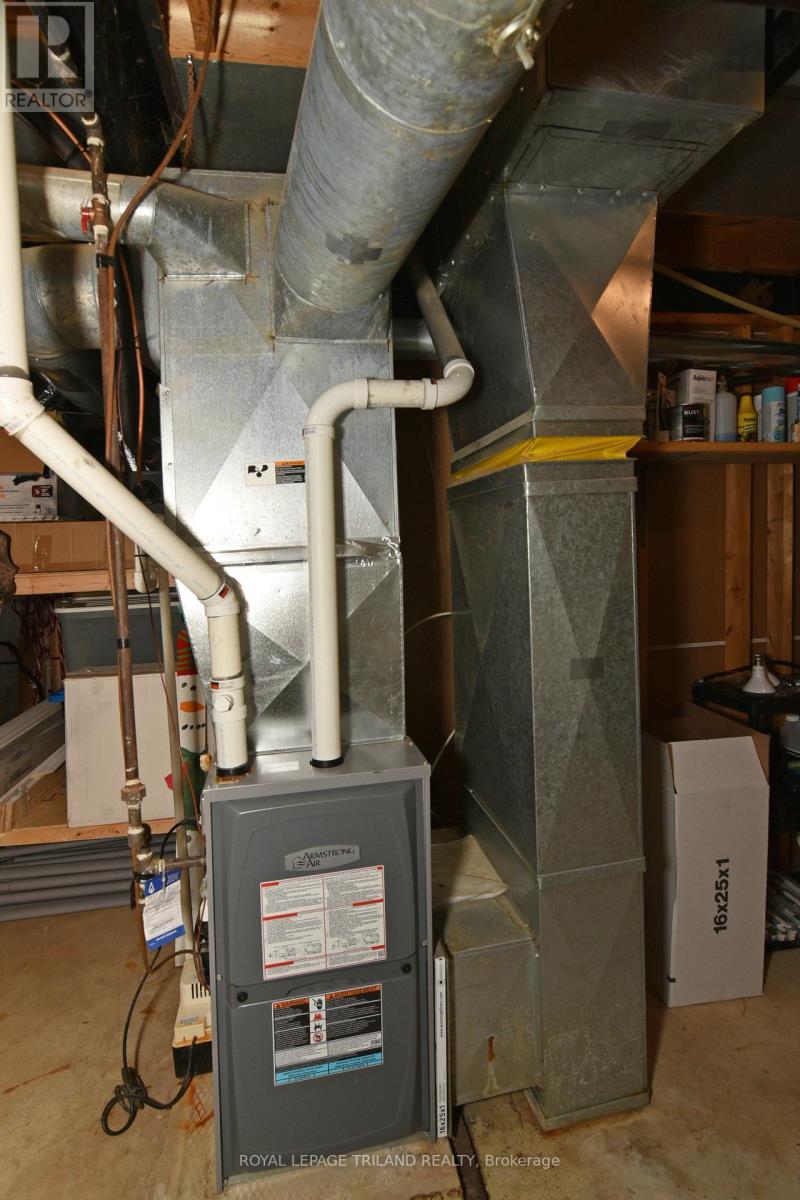 9967 Eric Street Property Photo 25