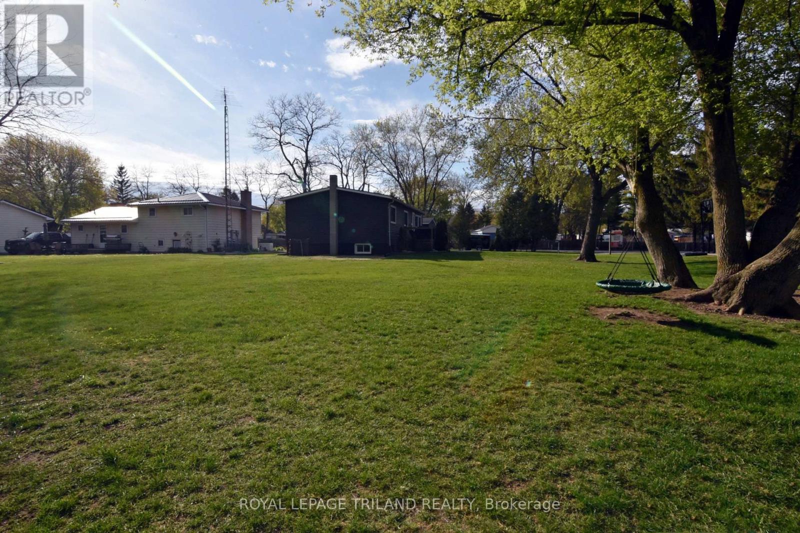 9967 Eric Street Property Photo 29