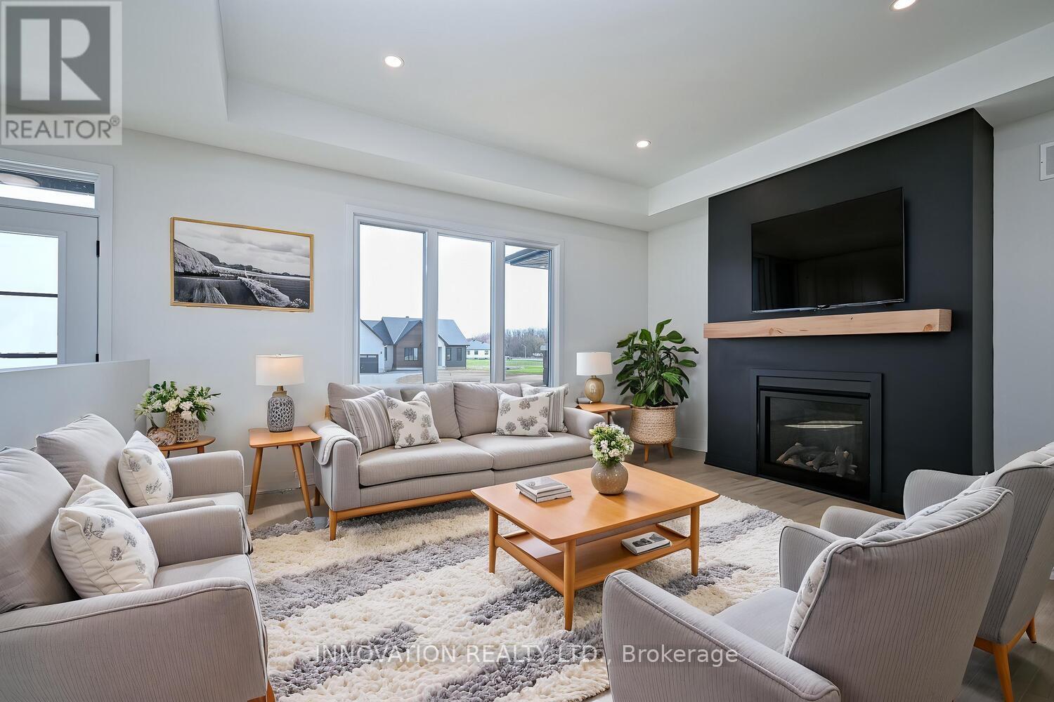 10472 St John Street Property Photo 5