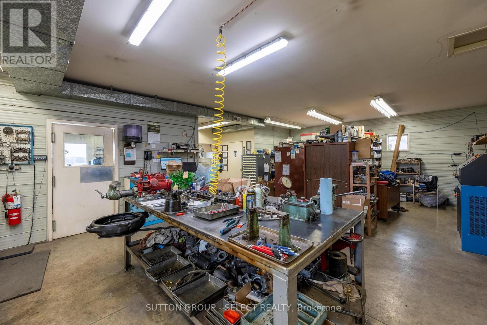 77242 London Road Property Photo 8